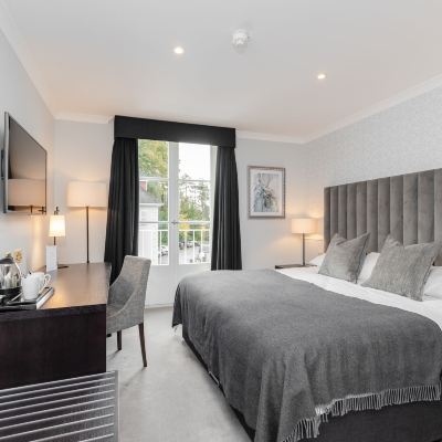 Deluxe Double Room with Double Bed Gorse Hill Promo Code