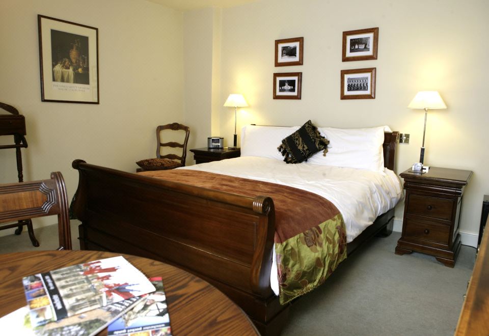 标准双人房， 1 张双人床， 独立浴室