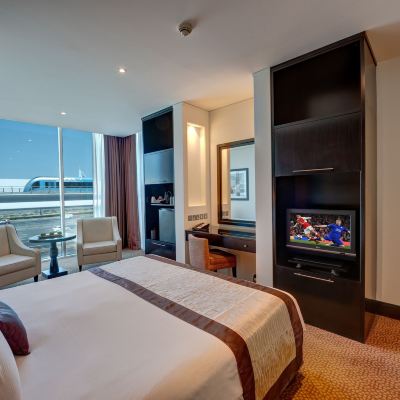 城景標準特大床雙人房 杜拜阿爾巴沙假日酒店優惠