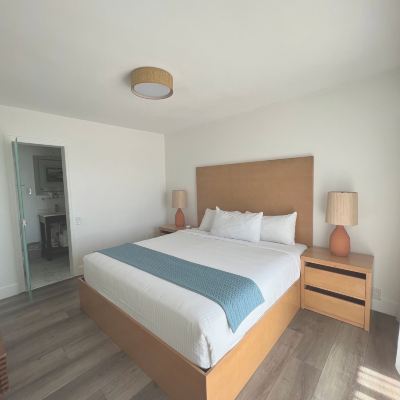 Suite, 1 King Bed With Sofa Bed, Ocean View (Ocean View King Suite) Capri Laguna on The Beach - A Boutique Hotel Promo Code
