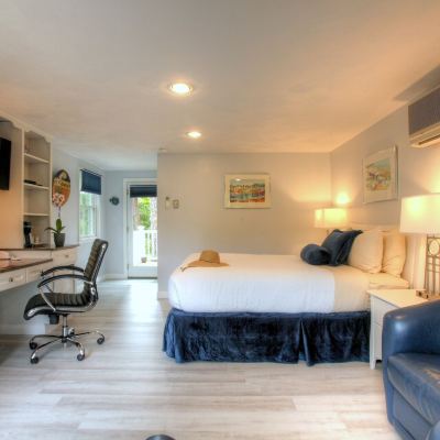 Deluxe Queen Room Pleasant Bay Village Resort Promo Code