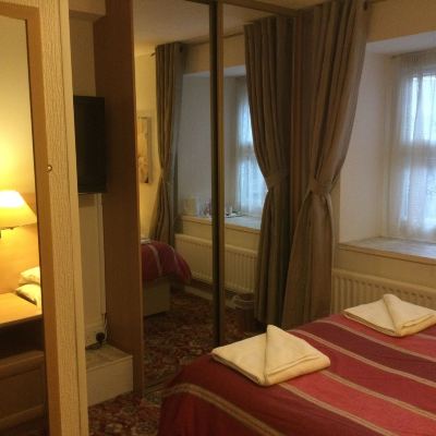 Lower Ground Floor Rear Facing Double Room, No View The Trevone Promo Code