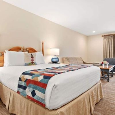 Poolside Queen Bed 1st Floor Sag Harbor Inn Promo Code