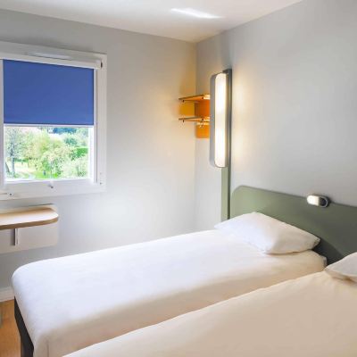 雙床房 薩萊切宜必思經濟酒店優惠