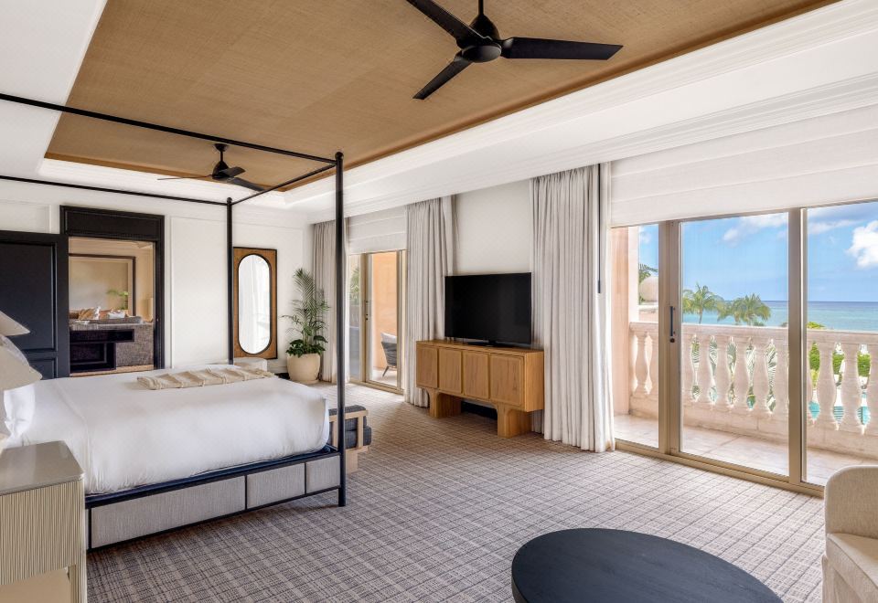 麗思卡爾頓海邊雙臥室套房（特大床）-帶陽臺