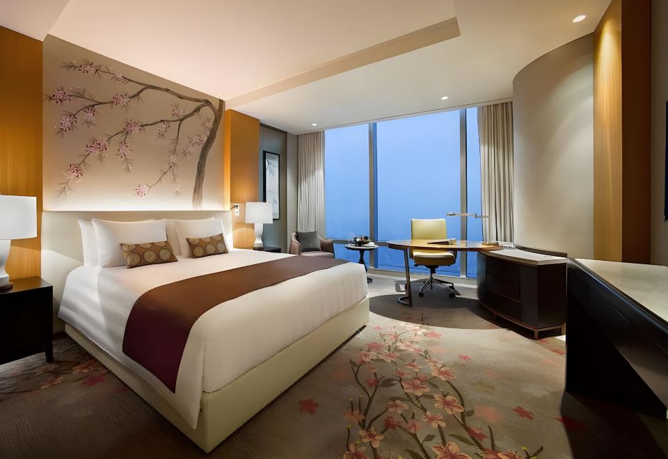 Lotte Hotel HanoiDeluxe King Room