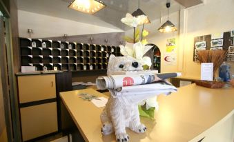 Logis Cosy - Hôtel Le Moulin Neuf - Chantonnay - Housity