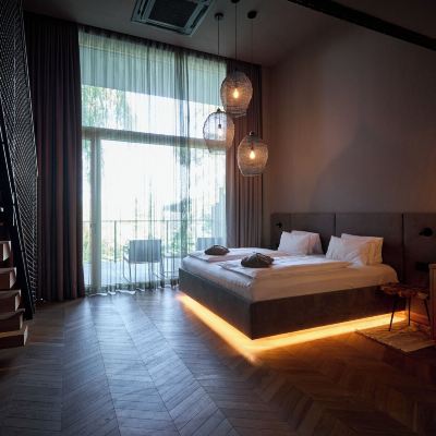Gallery Double Room, 1 King Bed (Gerls Gallerie) Hotel Gerl Promo Code