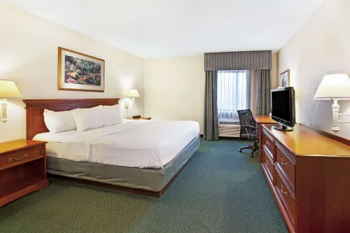 La Quinta Inn by Wyndham Detroit Canton