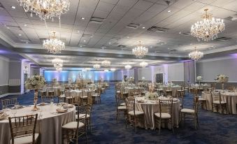 Clarion Hotel and Conference Center - Joliet