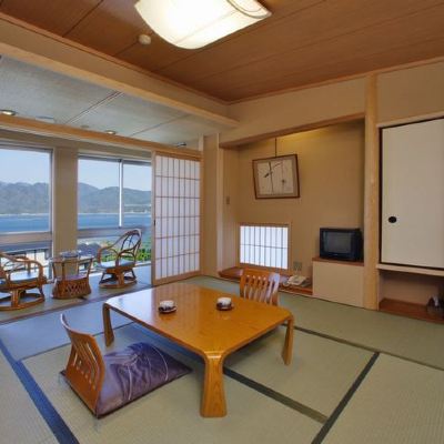 [1st Floor Garden Side, Room 106 With Veranda: 10 Tatami + 4 Tatami + Spacious Veranda] (Non-Smoking) [Japanese Room] [Non-Smoking] 湯の宿　宮浜グランドホテル クーポン