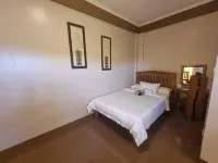 Baywalk Garden Pension House