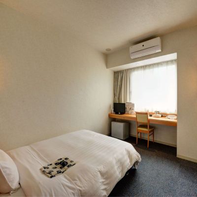 デラックスシングル 高知黒潮ホテル～天然温泉のスーパー銭湯「龍馬の湯」併設～ クーポン