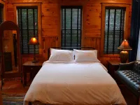 The Cabin on Main. Fully furnished home on Main St in downtown Jasper. Hotele w: Jasper