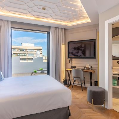 Premium Room With Terrace L&H Gran Via Valencia Promo Code