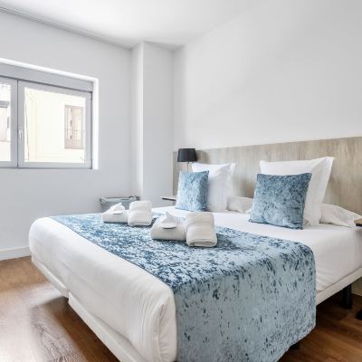 Standard Three-Bedroom Apartment Sensation Sagrada Familia Barcelona Promo Code