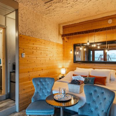 Superior Studio Suite, 1 King Bed, Ocean View, Oceanfront Homer Inn and Spa Promo Code