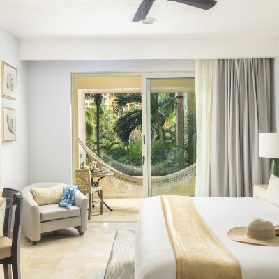 Deluxe King Room Villa del Palmar Cancun Luxury Beach Resort & Spa Promo Code