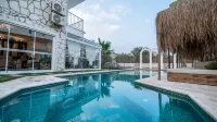 Urla 1867 Hotel