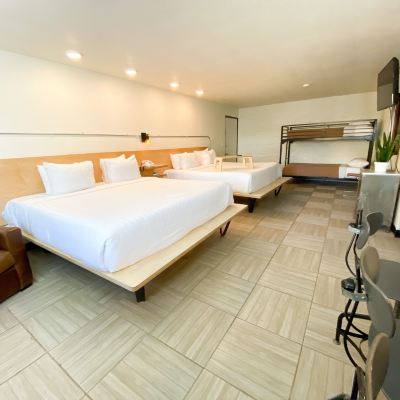 Studio Kitchenette with 2 King Beds and A Bunk Bed Hotel Corvallis Promo Code
