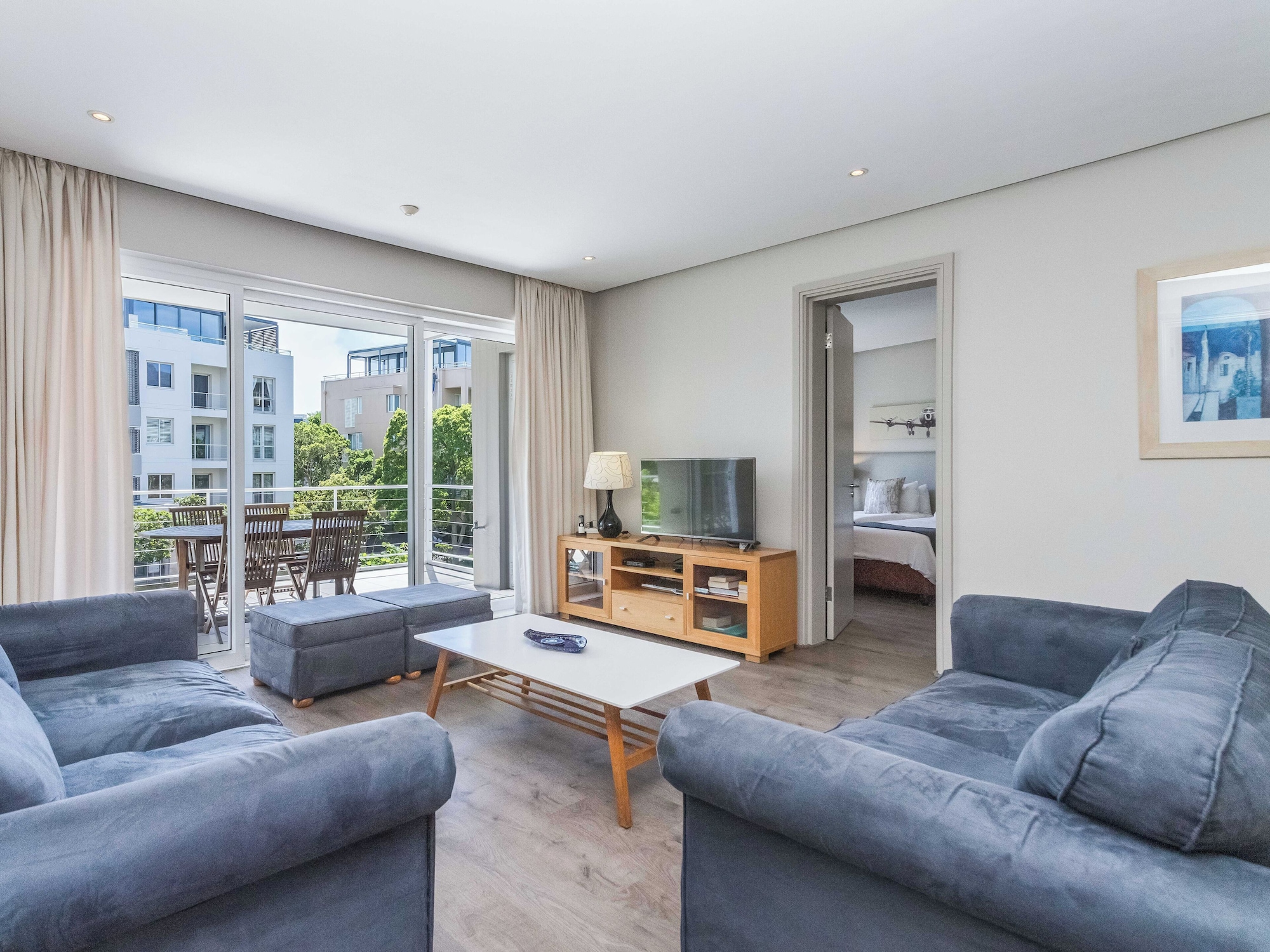 Mountain Marina Luxury Apartments两卧室高级3