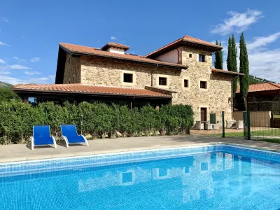 Akla Hotel Suites Valles Pasiegos Hotels in 
