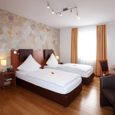 Hotel Silberhorn Hotel dekat Kebun Binatang Nuremberg