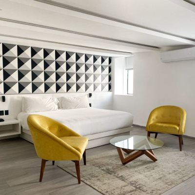 Junior Suite, Multiple Beds, Non Smoking The Andy Promo Code