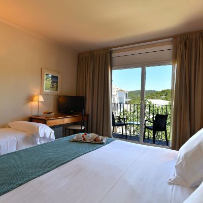 Standard Triple Room With Balcony Hotel Hostalillo Tamariu Promo Code