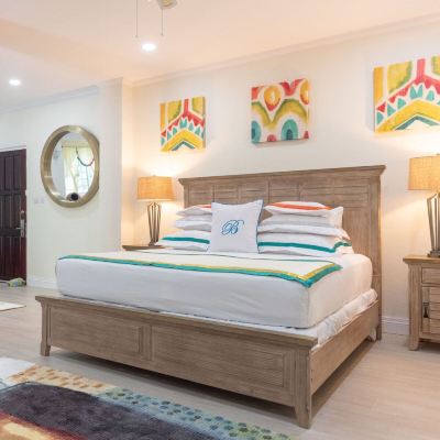King Suite Beachcombers Hotel Promo Code