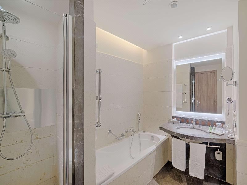 NH Napoli PanoramaFamily Adjoining 4AD