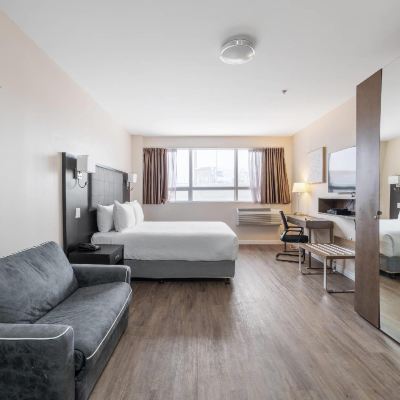 Efficiency Queen Suite - Non Smoking Hotel Montreal Metropolitain, BW Premier Collection Promo Code