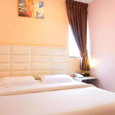 Superior Queen Room Kupon Hotel Zamburger Bukit Indah