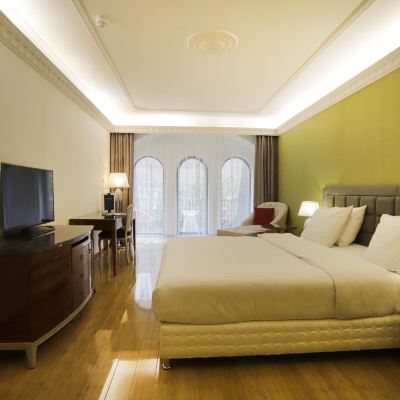 Superior Twin Room with Patio Chasse Hotel Promo Code
