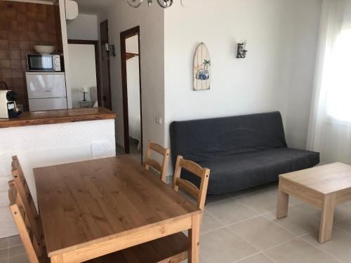 一楼的带海景的公寓