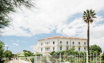 Grand Hotel Des Sablettes Plage, Curio Collection By Hilton