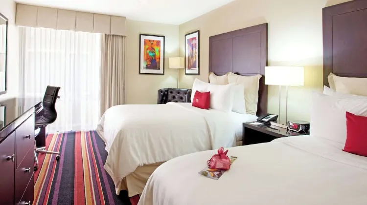 Crowne Plaza New Orleans-Airport Room