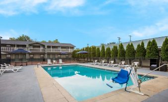 Quality Inn & Suites Big Rapids