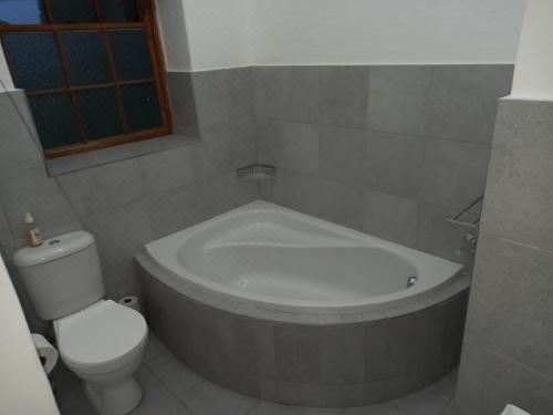 双人房（带独立浴室）