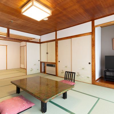 [Two Japanese-Style Rooms][Valley Side][Upper Floors・Valley Side][10 Tatami + 6 Tatami] [Japanese Room] [Non-Smoking] 鬼怒川 ロイヤル ホテル クーポン