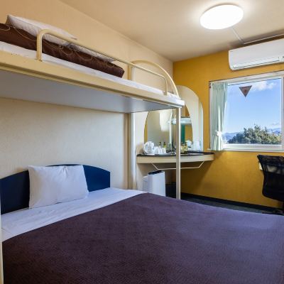 Shower Booth, Loft + Double Bed, 14 Square Meters, 160cm [Standard] [Double Room] [Non-Smoking] ホテルセレクトイン沼津 クーポン