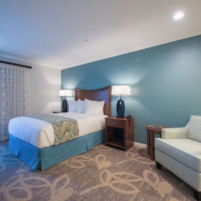 Queen Studio Suite Winners Circle Resort Promo Code