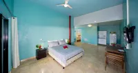 Retreat Seaside Hotel di 