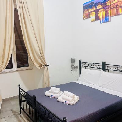 Double or Twin Room (Emma) Grandis Rooms Promo Code