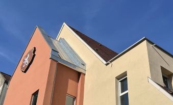 Hotel SPA Husseren Collections - Proche Colmar - Eguisheim - Housity