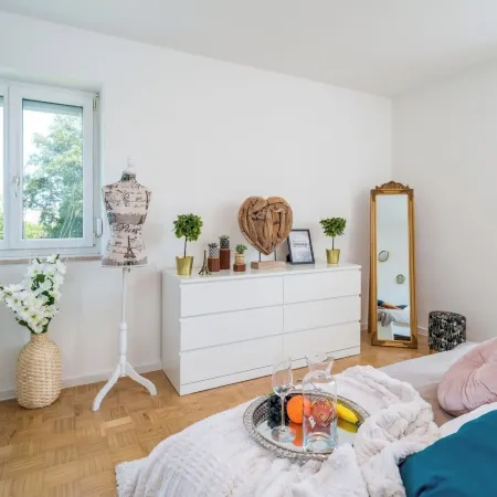 2OG L- 70m2 2-Zimmer Wohnung
