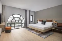 Moxy Cork Hotels in 