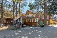 Sunny, Spacious & Pet Friendly - Creekside #39