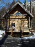Brown Bear Saloon & Motel Hotels in 