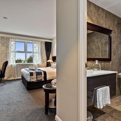 Deluxe Family Room International Hotel Wagga Wagga Promo Code